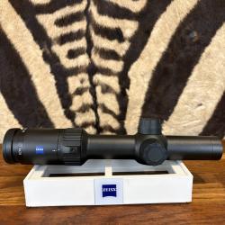 Lunette Zeiss Conquest V4 1-4X24 - RET 60