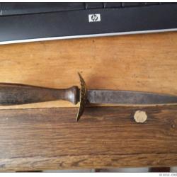 Couteau trusson