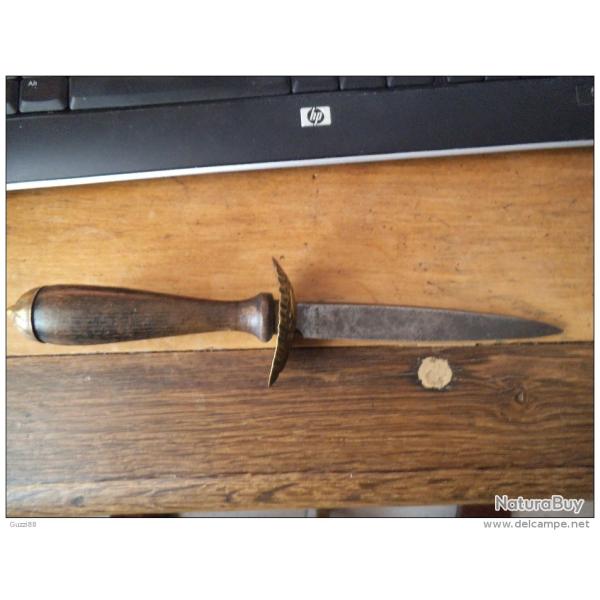 Couteau trusson