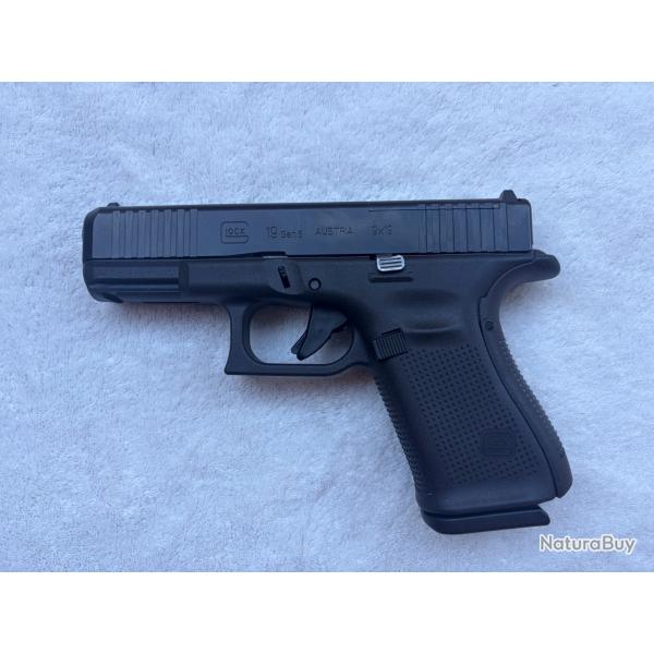Pistolet GLOCK 19 MOS Gen5 FS cal.9x19