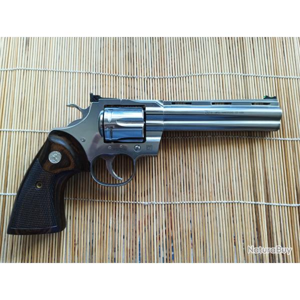 Revolver COLT PYTHON Inox 6" cal. 357 Magnum proche du neuf