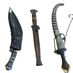 Lot de 3 couteaux anciens / traditionnels avec &eacute;tuis - Occasion - sans prix de r&eacute;serve