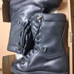 CHAUSSURES DE POMPIERS NEUVES POINTURE 44