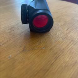 Aimpoint.Point rouge parallaxe 12 niveaux d intensity lumineuse.tr&egrave;s bon &eacute;tat