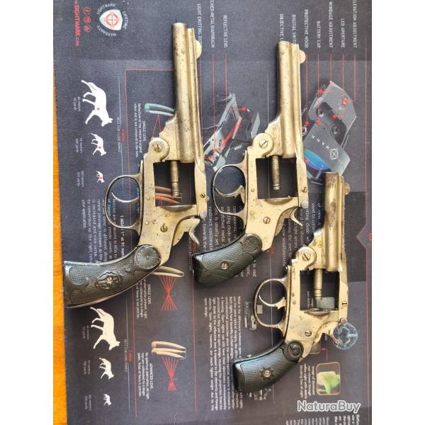 Lot de 3 revolver a brissure espagnol en calibre 38 , sans barillet