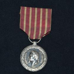 MEDAILLE CAMPAGNE D'ITALIE 1859-BARRE-ATTRIBUTION 2&deg; VOLTIGEUR GARDE IMPERIALE-NAPOLEON III-EMPIRE