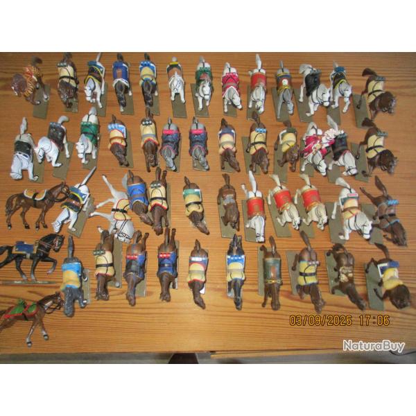 45 chevaux STARLUX  et 22 Soldats DEL PRADO