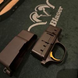 Bloc d&eacute;tente Blaser R8 Professionnal avec d&eacute;tente dor&eacute;e ( sans chargeur )