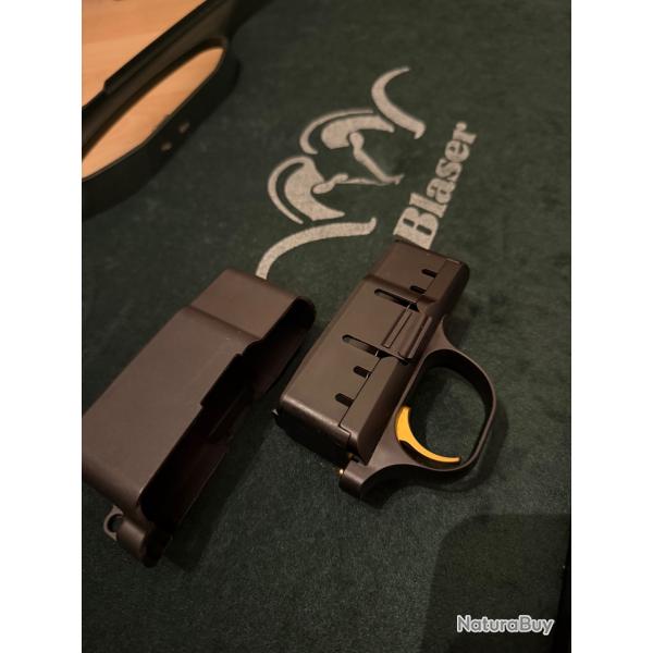 Bloc d�tente Blaser R8 Professionnal avec d�tente dor�e ( sans chargeur )