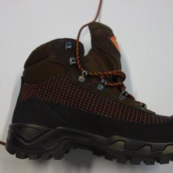 CHAUSSURE CHIRUCA JAGUAR  TAILLE 39