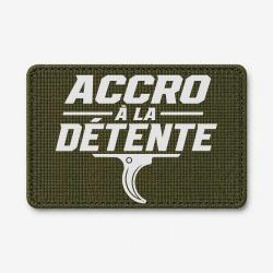 Patch Tir Sportif - Accro &agrave; la d&eacute;tente - Olive / Blanc
