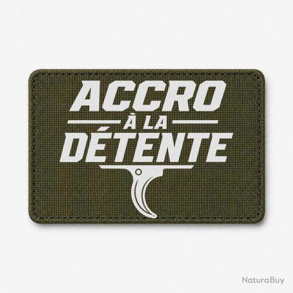 Patch Tir Sportif - Accro � la d�tente - Olive / Blanc