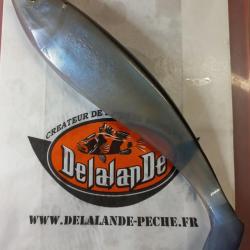 Delalande Shad GT 22cm Bleut&eacute; dos noir