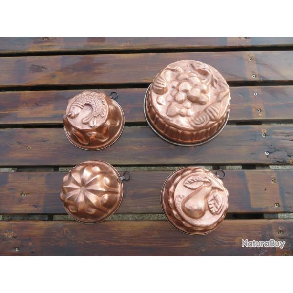 COLLECTION de 4 moules a g�teau ancien en cuivre rouge, travail ancien - FRANCE (XIX-XX�)