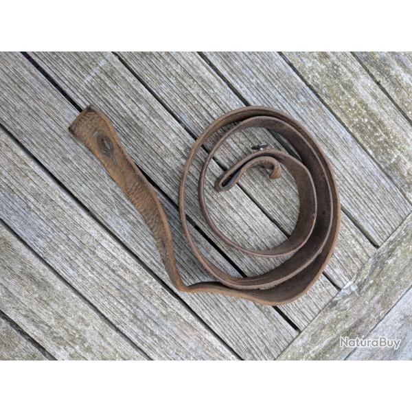 Vends bretelle cuir pour fusil Schmidt Rubin 1889 ou cadet.