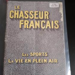 Vieux livres du Chasseur Fran&ccedil;ais 1933