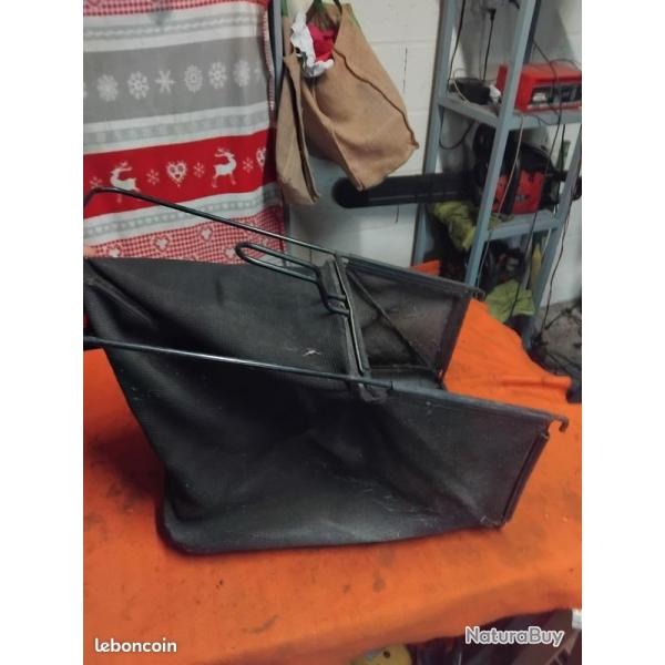 Panier de tondeuse