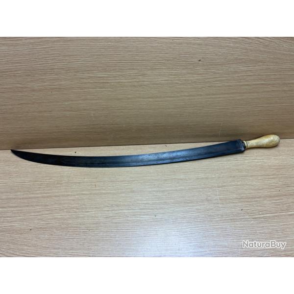 Couteau courb� long de 72cm manche en buis � 1� sans prix de r�serve !