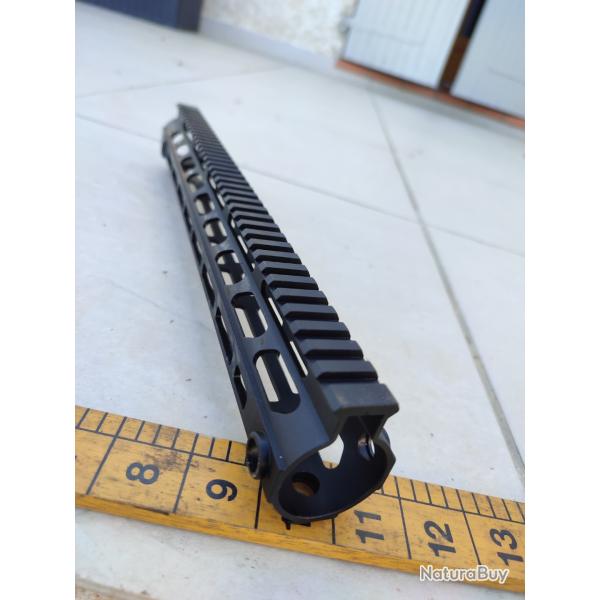 Garde Main, 15 pouces (38 cm),Mlok .Sans marque (no name) NEUF