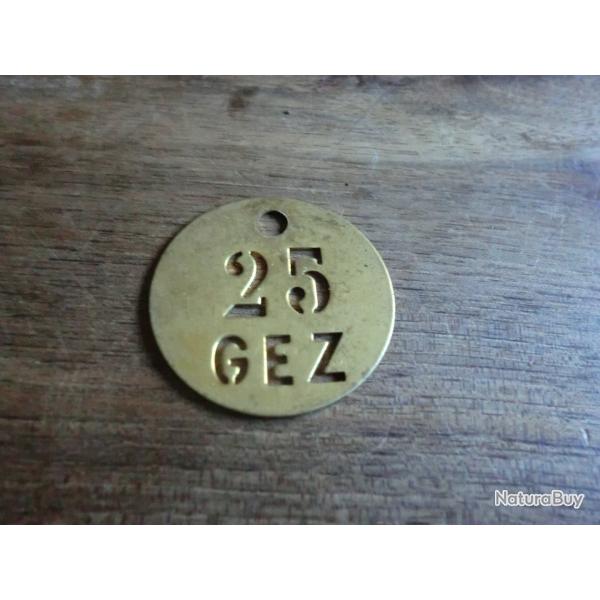 jeton plaque N� 25  GEZ