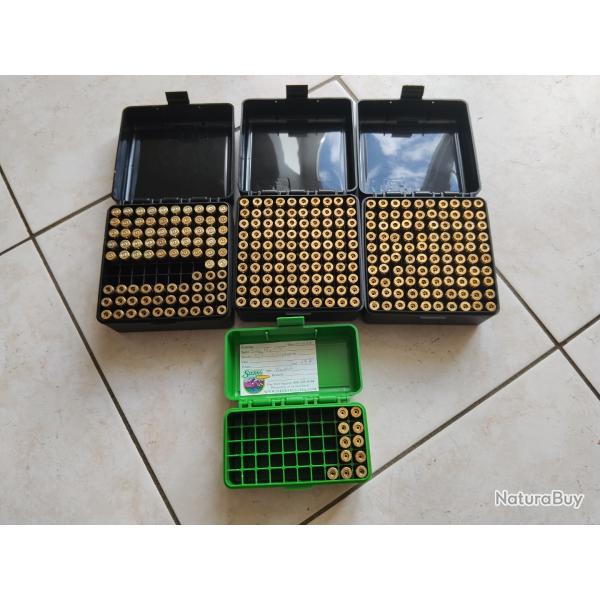 Lot douilles calibre 222 rem avec bo�te case -gard