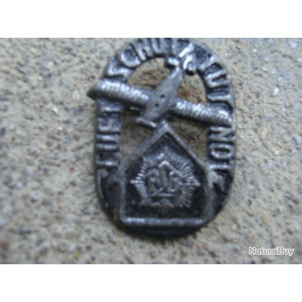 INSIGNE MILITAIRE A IDENTIFIER
