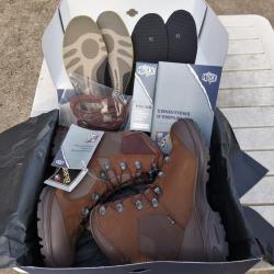 Chaussures randonn&eacute;e Haix Nepal Pro dispo en 40, 41, 42, 43 et 46 Neuve