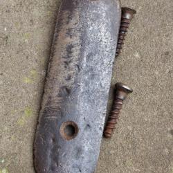 Plaque de couche de fusil Carcano 1891 avec ses vis