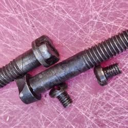 Set de vis pour Mauser 98 , vis courte et longue et deux contre vis
