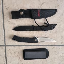 2 couteaux + n&eacute;cessaire &agrave; aff&ucirc;ter les lames
