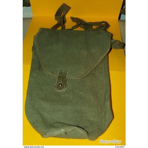 ETUI EN TISSU ITALIEN DE M.A.G AVEC SANGLE POUR LE PORT A L'EPAULE , POCHE ARRIERE ET POCHETTE SUR L