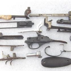 GROS LOT de pieces devants fer pontet sous garde et...- VENDU PAR JEPERCUTE (SW740)