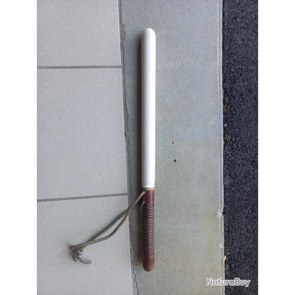 Baton police americaine ann�e 80
