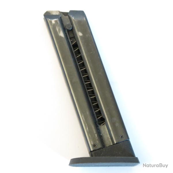 Chargeur pistolet CZ 122   calibre 22LR Cat�gorie B    box L