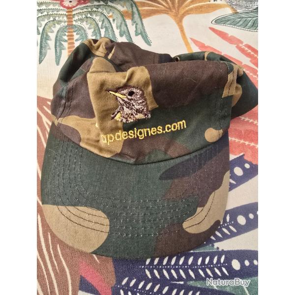 Une casquette neuve pour les grives.
