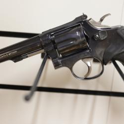 //Cat B // Revolver Smith & Wesson 17 ; 22 lr (1 � sans r&eacute;serve) #2197