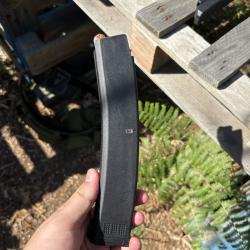 Chargeurs scorpion PTS
