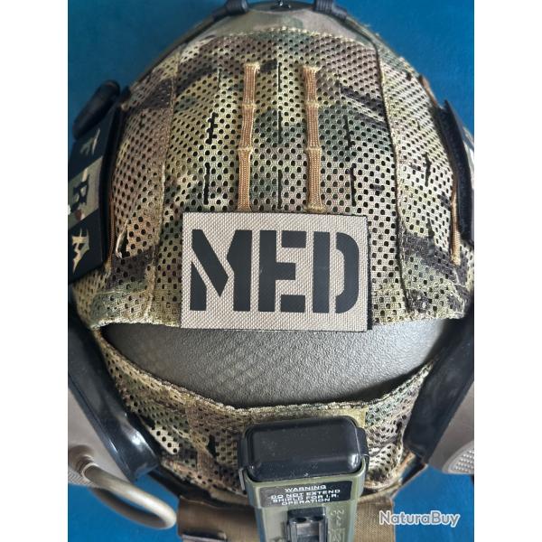 Patch tactique MED (M�dic) - Fond Sable / Tan (5x8 cm / 100 % Cordura 500D)