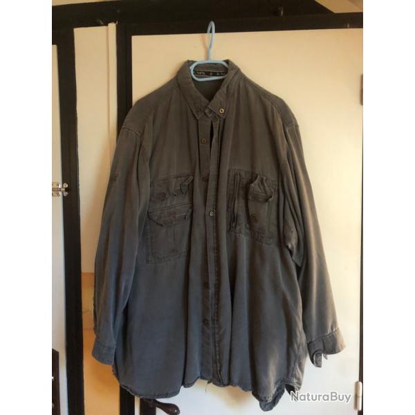 Lot de 2 chemises de marque jumfil. Mati�re tr�s souple taille 7