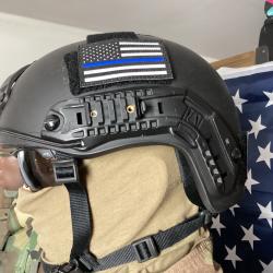 Casque kevlar NYPD noir .