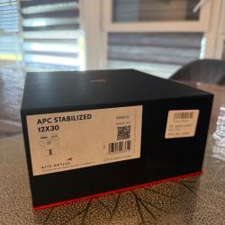 Jumelles Kite optics 12x30 apc stabilised neuf