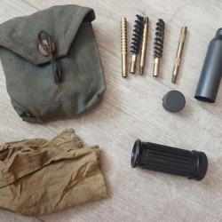 Pochette + outils pour entretien pistolets 9 mm Suisse (P210, P220...) + pot &agrave; graisse