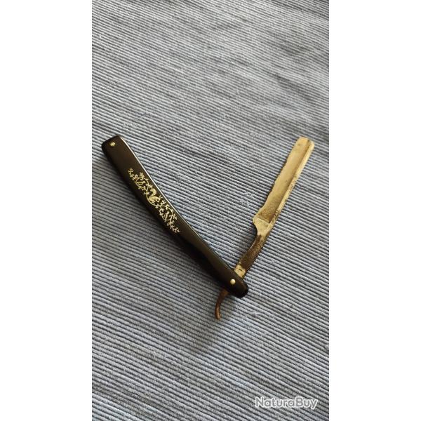 Ancien coupe choux rasoir BELLY SPECIAL, manche noir �cureuil et  oiseau en incrustation