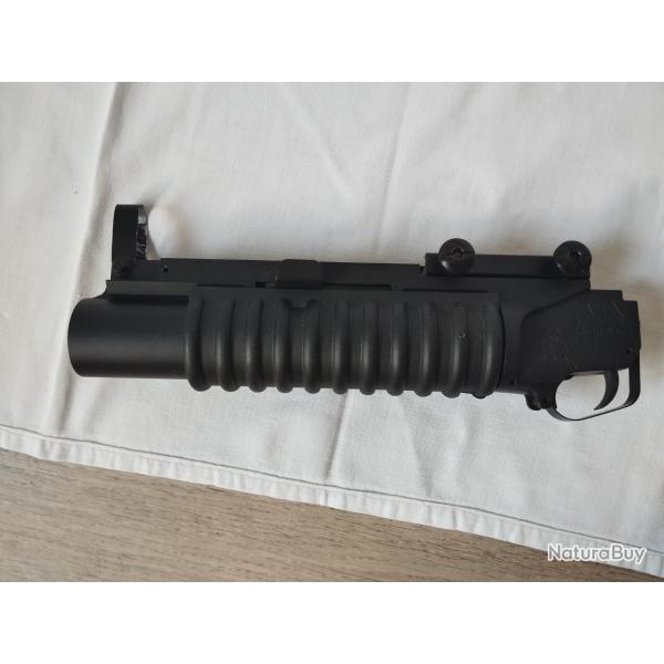Airsoft Lance grenade M203 Classic Army RIS
