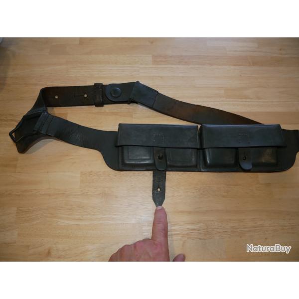 Cartouchi�re de poitrine de Mousqueton Carcano WW2