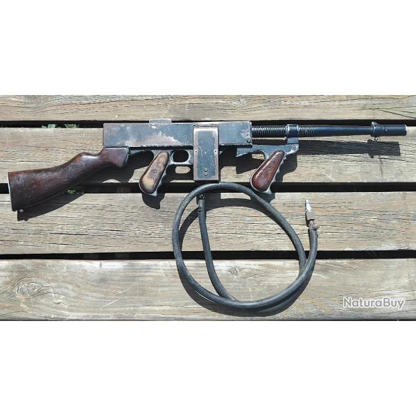 tommy gun f�te foraine