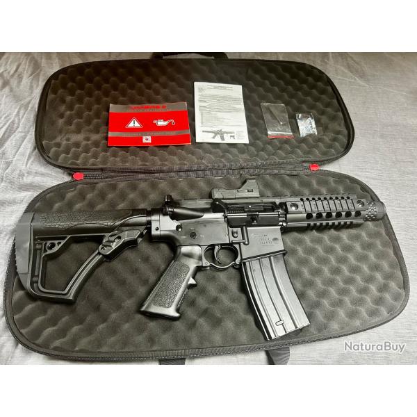 Fusil mitrailleur crosman A4P modifi� avec crosse Daniel d�fense. C02 billes4,5 �tat neuf Mallette