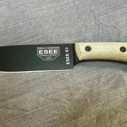 Couteau Esee 6Hm. manche am&eacute;lior&eacute; . &Eacute;tat neuf jamais servi.complet avec etui cuir et dangler