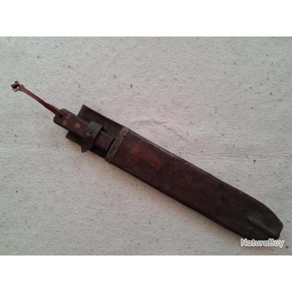 MACHETTE BRITANNIQUE WW2