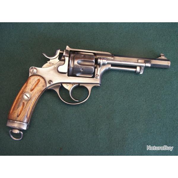 Revolver d'ordonnance suisse mod�le 1882 (A718)